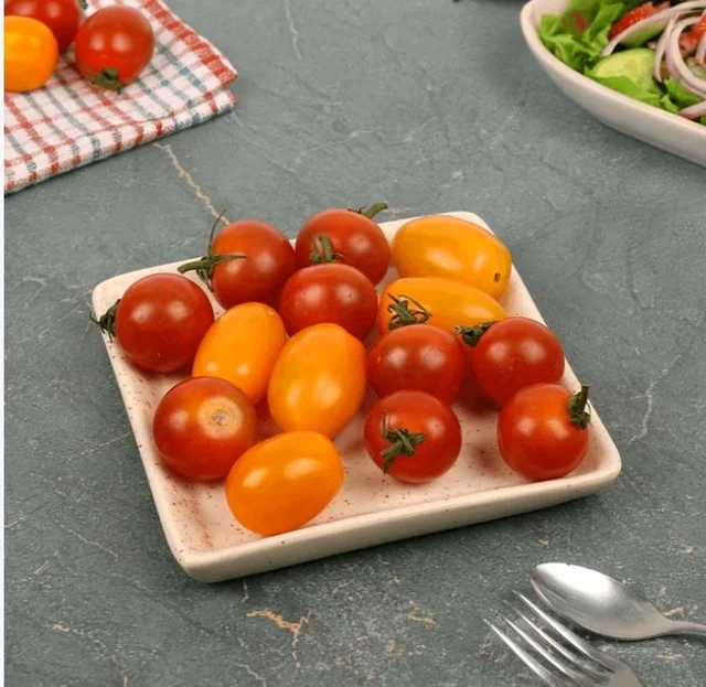 Mix Cherry Tomatoes (Cherry Tamatar) - 100 g