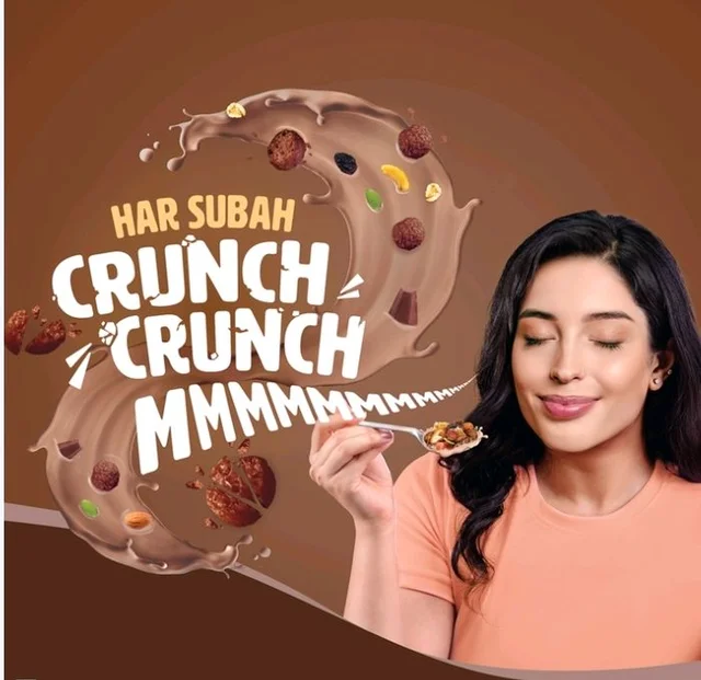 Saffola Muesli Choco Crunch with Flavour Pops - 700 g