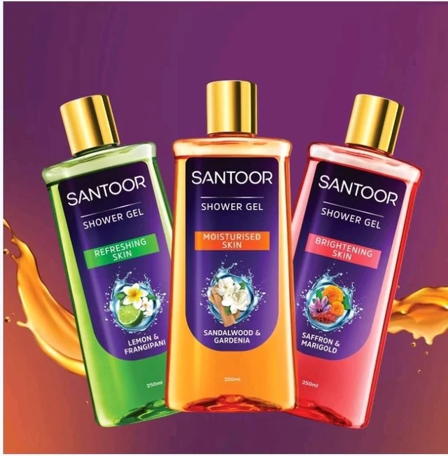 Santoor Sandalwood & Gardenia Shower Gel - 250 ml