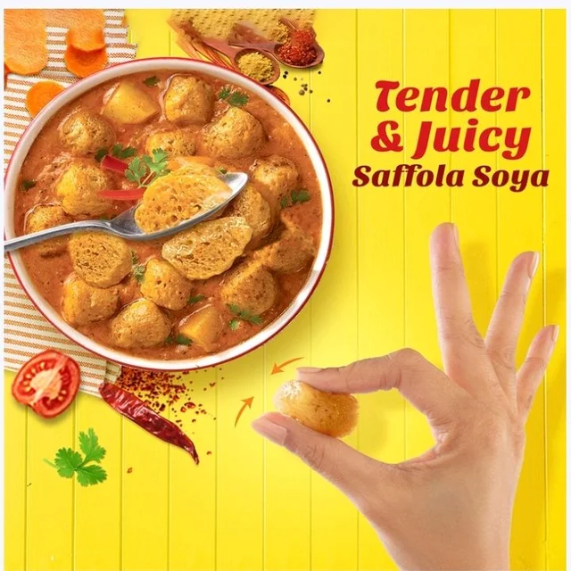 Saffola Soya Chunks - Tender & Juicy - 400 g