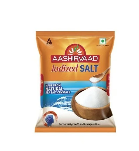 Aashirvaad Iodized Natural Salt 1 kg - Edible Common Salt (85%), Potassium Chloride, Anticaking agents (INS 551, INS 536) And Potassium Iodate, 1 kg