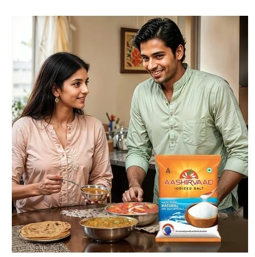 Aashirvaad Iodized Natural Salt 1 kg - Edible Common Salt (85%), Potassium Chloride, Anticaking agents (INS 551, INS 536) And Potassium Iodate, 1 kg