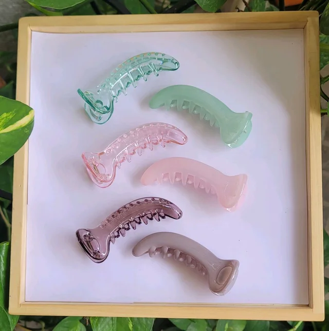 Mirchi Hair Clip