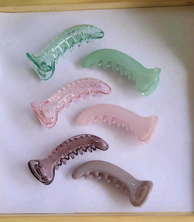 Mirchi Hair Clip