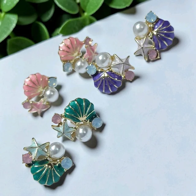 Premium Quality Sheel and Star With Peral Design Ear Studs - PES003