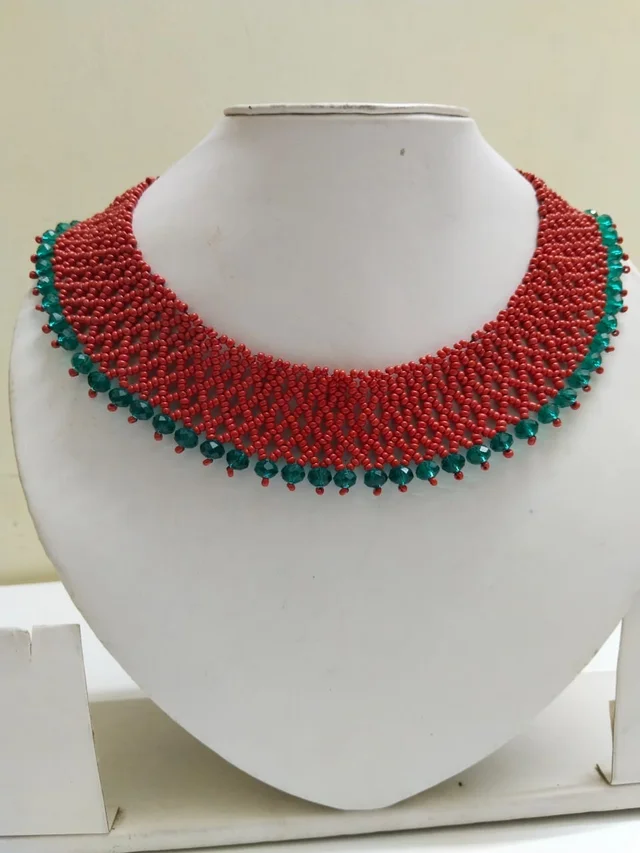 FASHIONIFYY RED Collar Necklace Set -J341 - RED n GREEN, 1