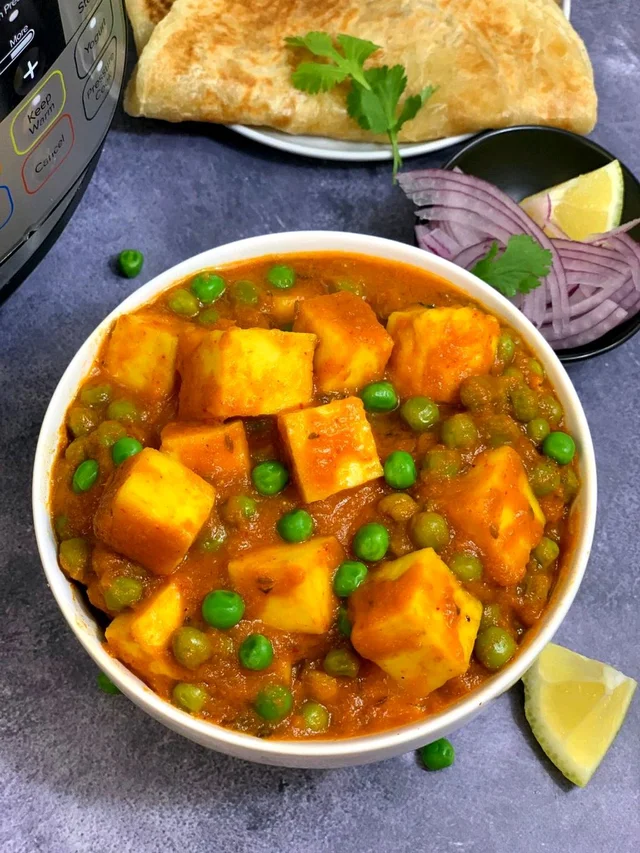 Muttar Paneer