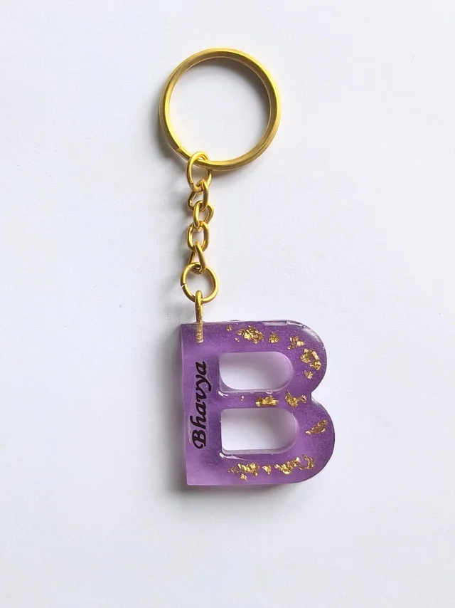 Purple letter with personalised name - 3.9 cm, Purple