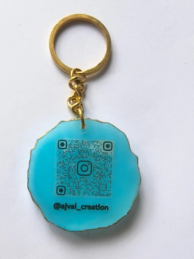 Instagram QR code Keychain Agate 605 - 2", Java
