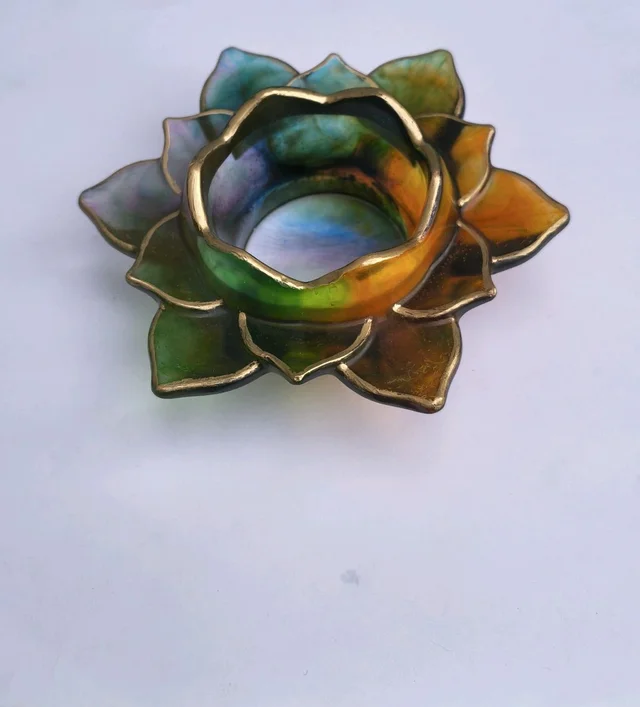 Resin Lotus T-light Holder/Candle Holder - 4.5"