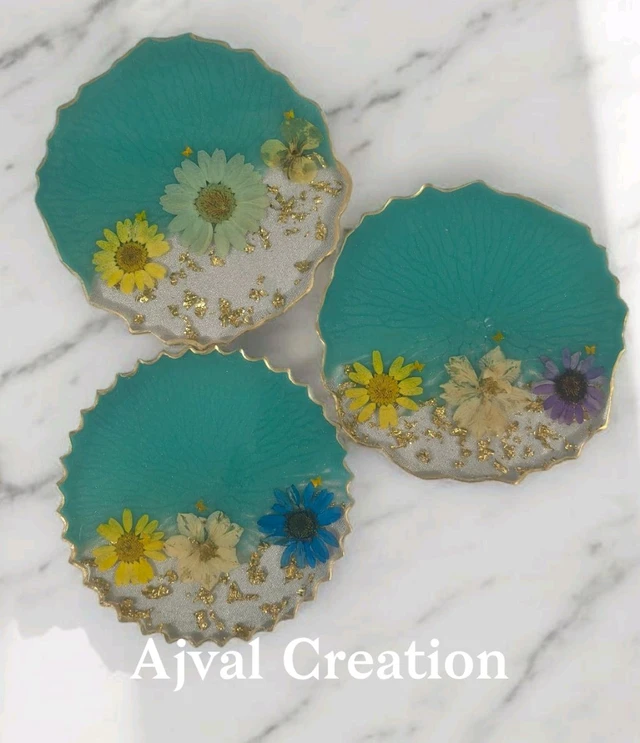 Green And Clear Coasters With Flowers