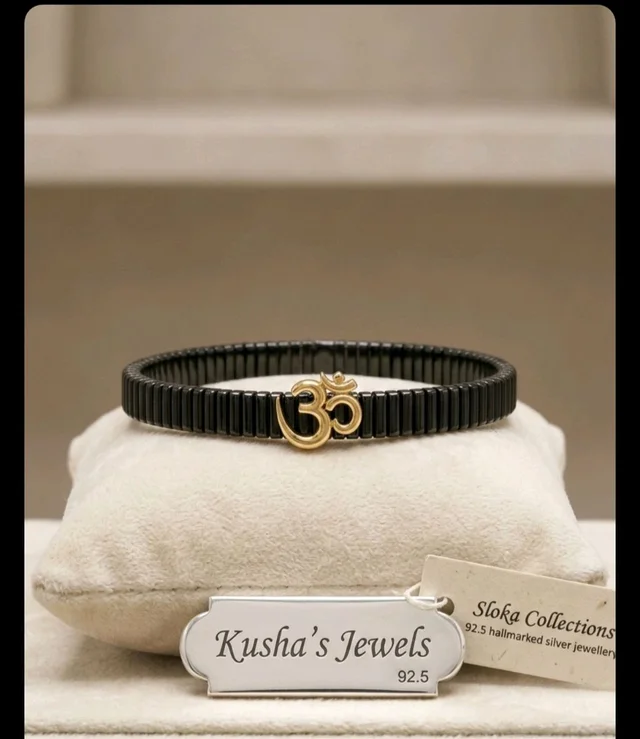 Kusha's Plain Om Bracelet