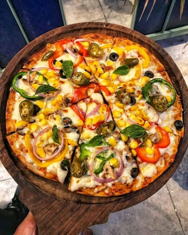 capsicum cheese pizza - Large