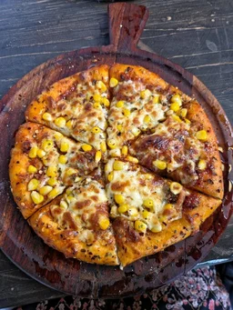 Capsicum corn cheese pizza - medium