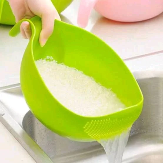 🍚 Rice Strainer – The Perfect Kitchen Companion for Effortless Washing and Draining

Upgrade your kitchen experience with our Premium Rice Strainer, designed to make washing, rinsing, and draining rice, pulses, fruits, and vegetables easier than ever. Crafted with precision and practicality in mind, this multipurpose strainer helps you maintain hygiene, reduce waste, and save time