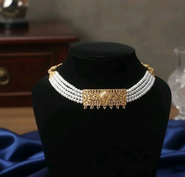 Elegant Pearl Choker Necklace Set with Floral Gold Drop Earrings