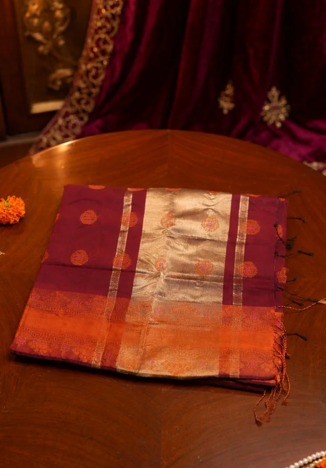 Bangladeshi Tant Saree – Maroon Oak Traditional Handloom Saree - Maroon Oak