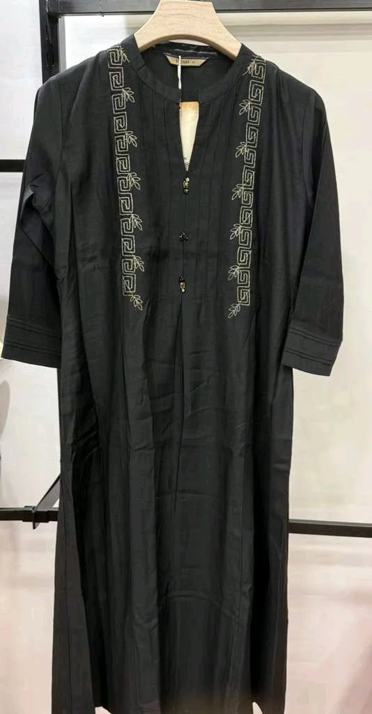 Black & White Printed Suit - XXL