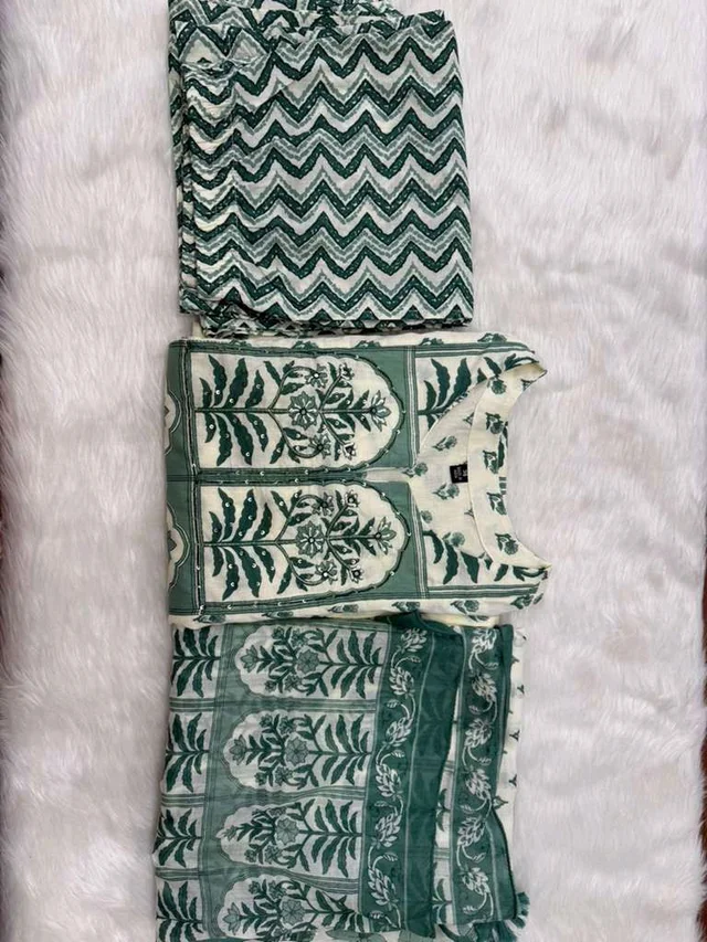 Mint Green & White Printed Kurta Set with Chevron Pants - M