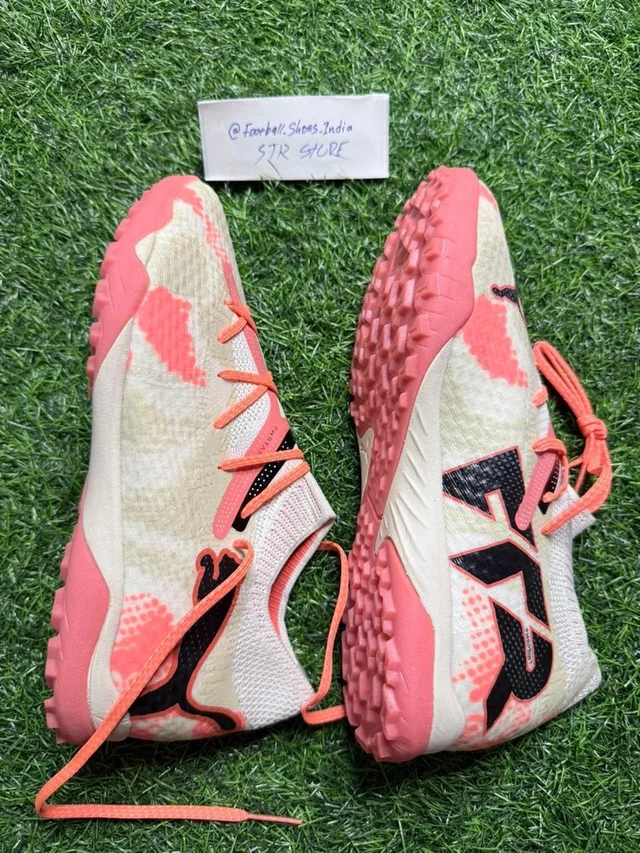 Future Cream Colour Astro/Turf Boot With Lace - 6
