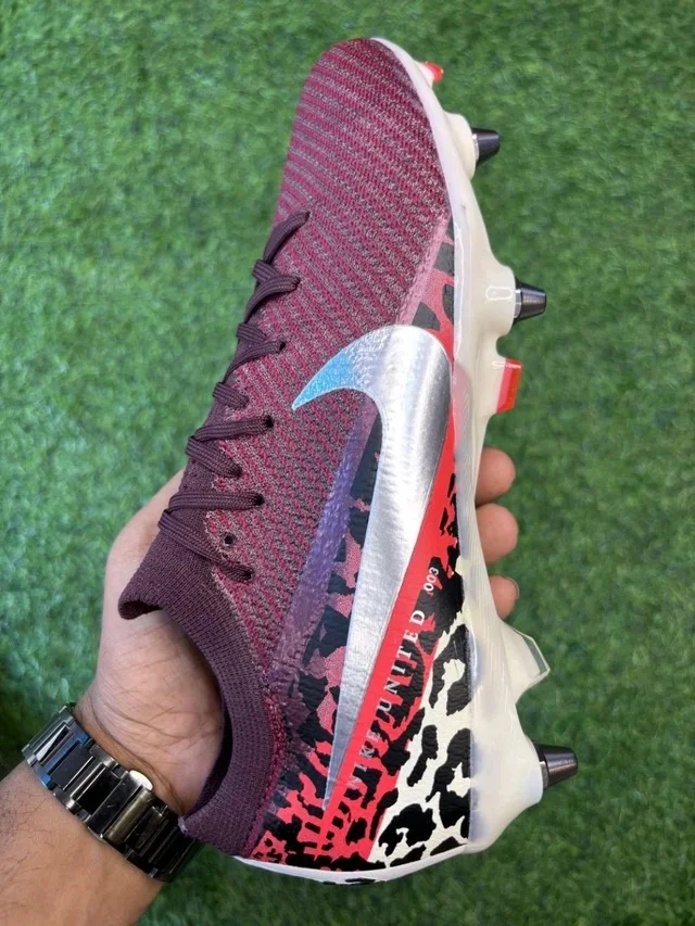 Mercurial Vapor 16 Maroon Low-Top SG With Lace (Metal Studs)