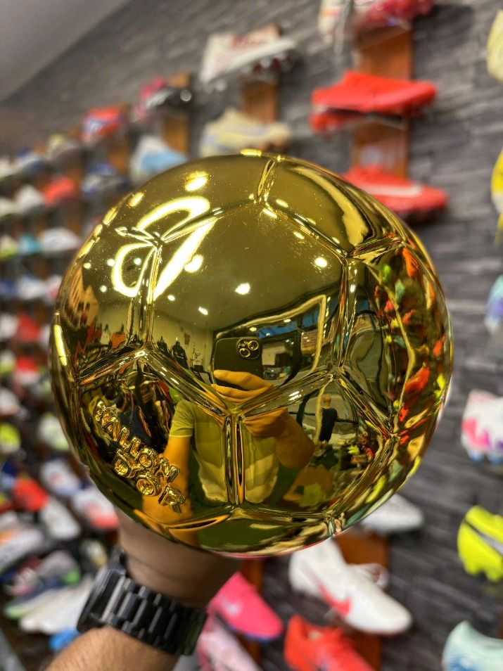 Balloon d'Or Award Replica For Showcase
