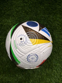 Euro 2024 Fussballliebe Pro Football Replica (5 Size)