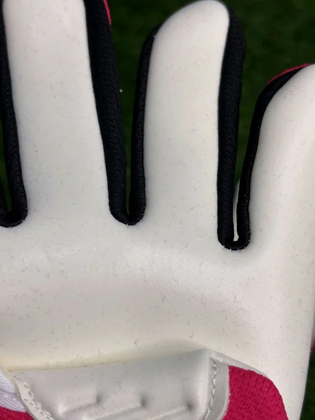 Future Ultimate Pink GK Gloves - 9