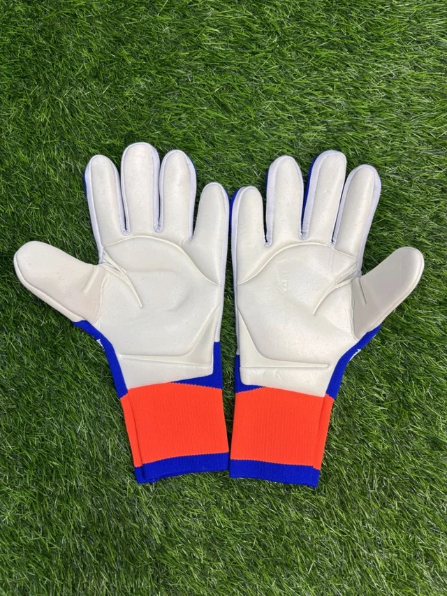 Predator Blue And White GK Gloves - 8