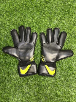 Vapor Grip 3 Black & Neon Green Premium Match Gloves - 8