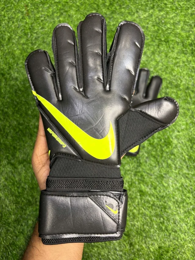 Vapor Grip 3 Black & Neon Green Premium Match Gloves - 8