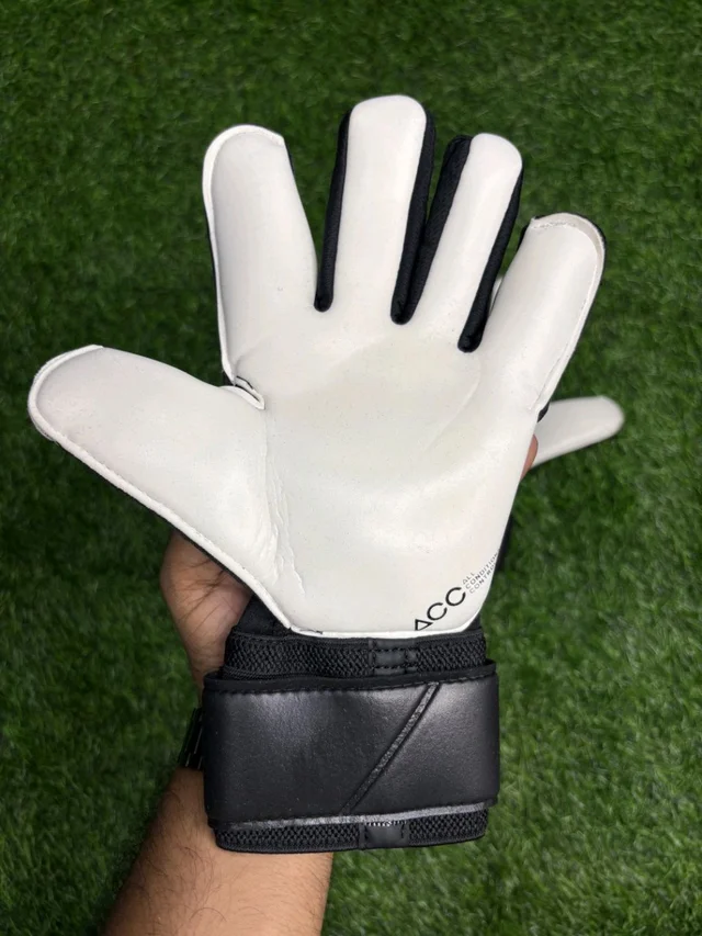 Vapor Grip 3 Black & White Premium Match Gloves - 8