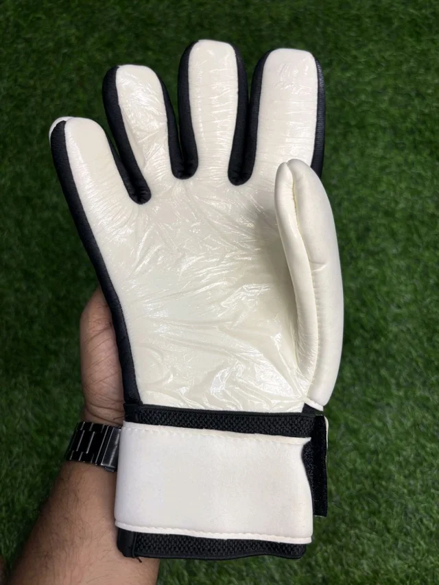 Vapor Grip 3 White Premium Match Goalkeeper Gloves - 10