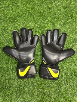 Vapor Grip 3 Yellow & Black Premium Match Gloves - 8