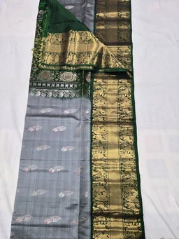 Exquisite Handloom Kanchipuram Pure Pattu |Silver Grey & Forest Green