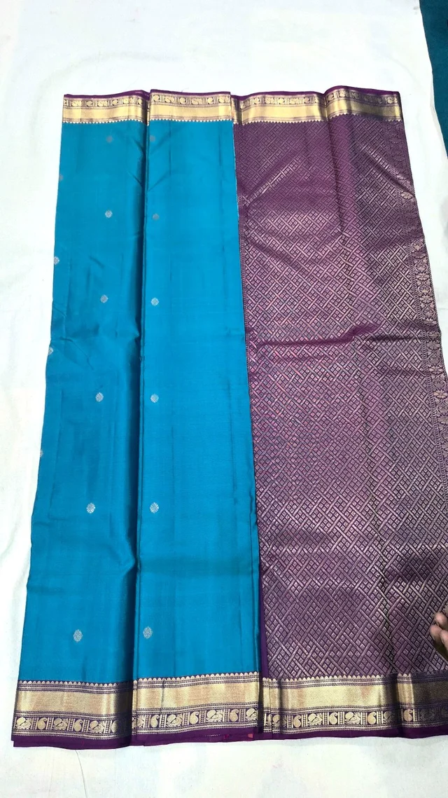 Enchanting Feroza Blue and Magenta Pure Handloom Kanchipuram Silk Saree