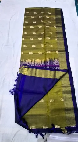 Handloom Kanchipuram Silk Saree in Olive Green & Deep Violet