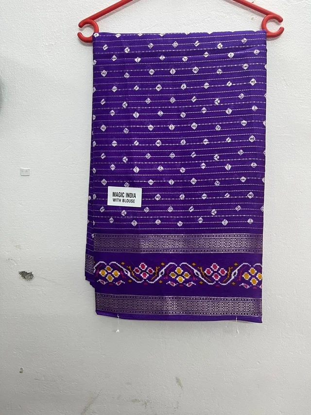 Printed Sarees with Traditional Butti Design & Floral Border (With Blouse)
