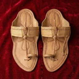 ClyPa Authentic Amdar Kapshi Kolhapuri Chappal for Men & Women | Handmade Traditional Kolhapur Leather Sandals | Comfortable Ethnic Footwear -
