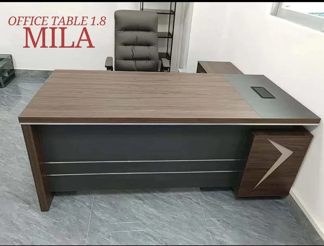 MILA TABLE