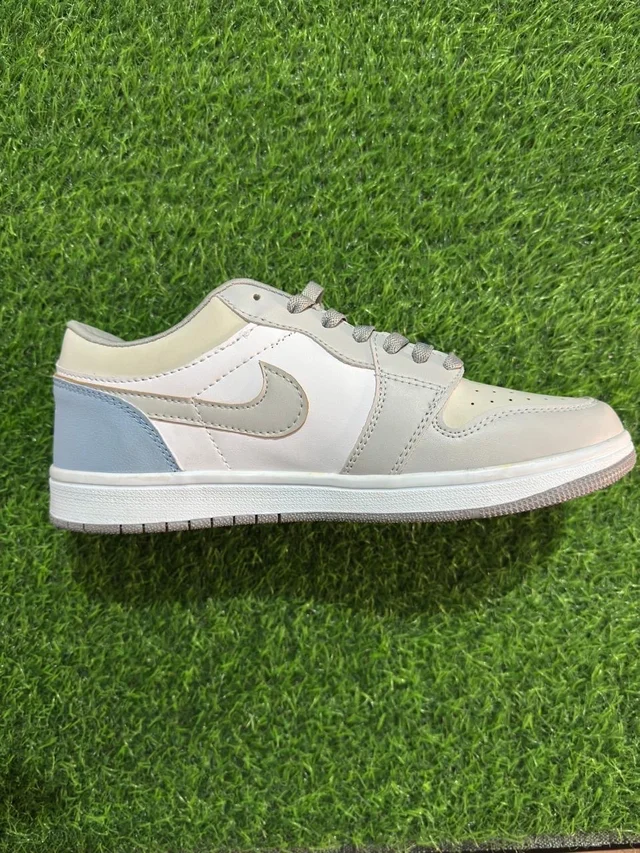 Air Jordan 1 Low Paris - 8