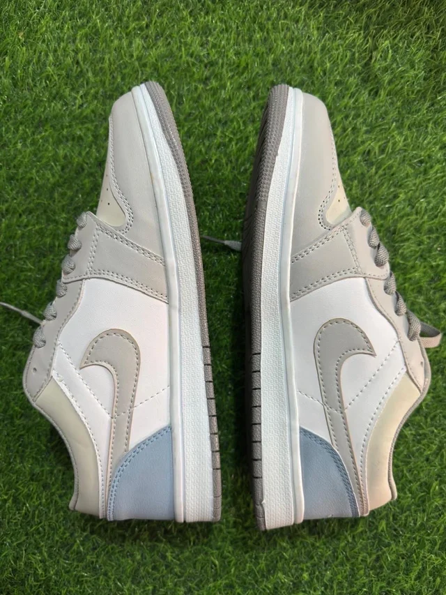 Air Jordan 1 Low Paris - 8