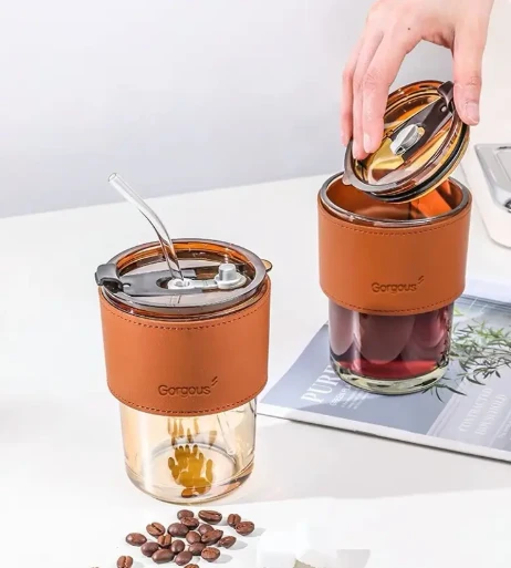 Glass sipper