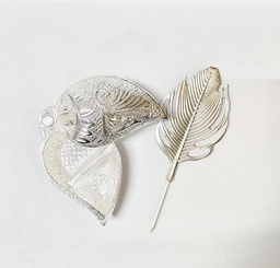 Silver Conch Shell Shaped Roli Chawal Box with Tilak Stick | Traditional Religious Gift Set | Decorative Pooja Accessory for Festivals, Puja & Home Decor