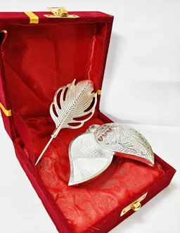 Silver Conch Shell Shaped Roli Chawal Box with Tilak Stick | Traditional Religious Gift Set | Decorative Pooja Accessory for Festivals, Puja & Home Decor