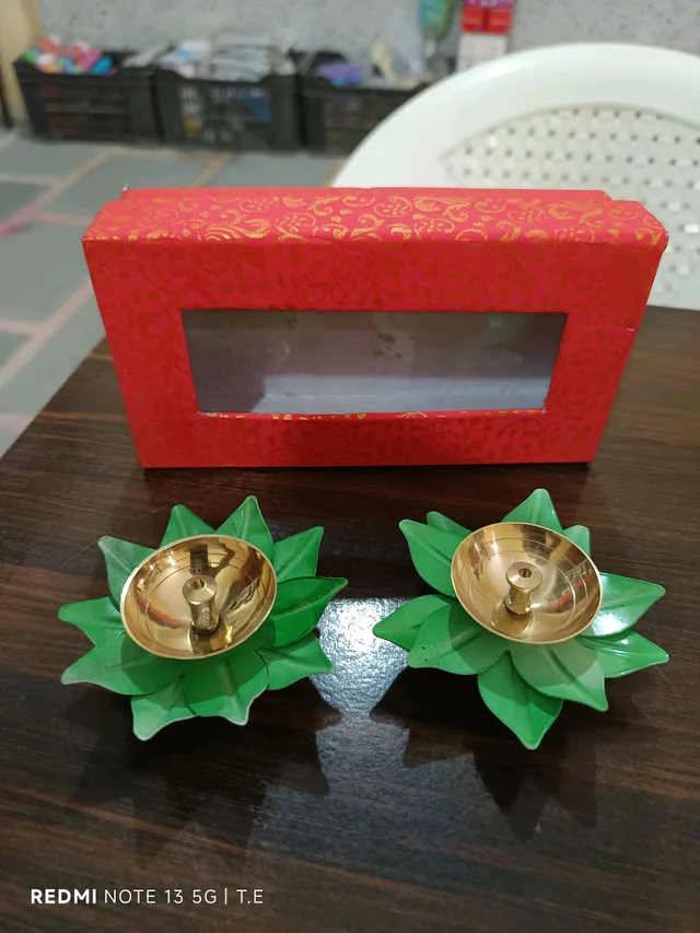 Lotus Brass Diya for Pooja – Hand-Painted Metal Oil Lamp for Diwali, Home Temple, Festival Decoration