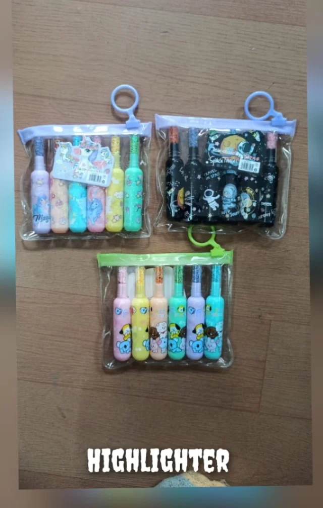 Set of 6 Black Cute Mini Bottle Shape Highlighter Pens for Colorful Note-Taking and Creativity Study and Art for Students and for Office Uses Satationary