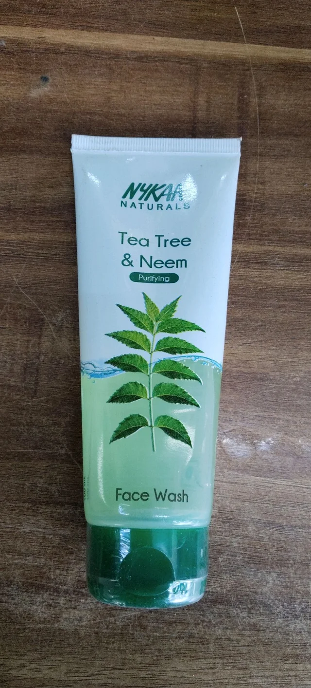 NYKAA NATURALS TEA TREE& NEEM