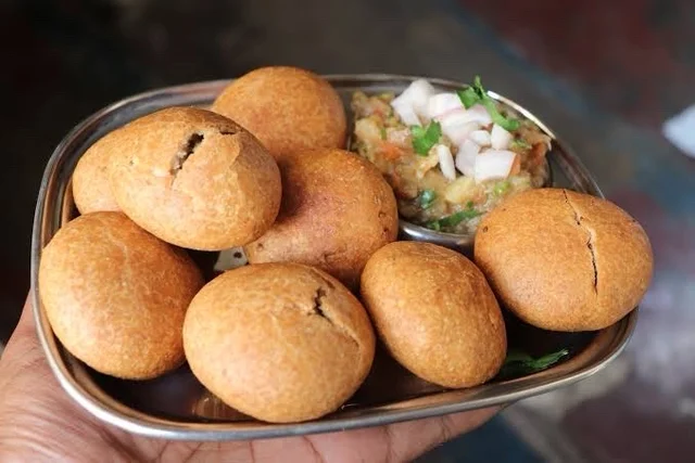 Litti  ₹15 Per Pic With Chola