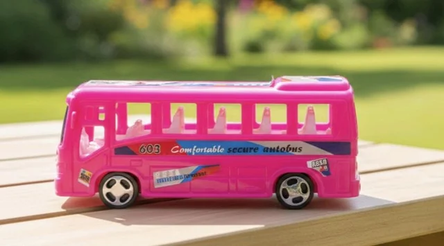 Toy Bus 